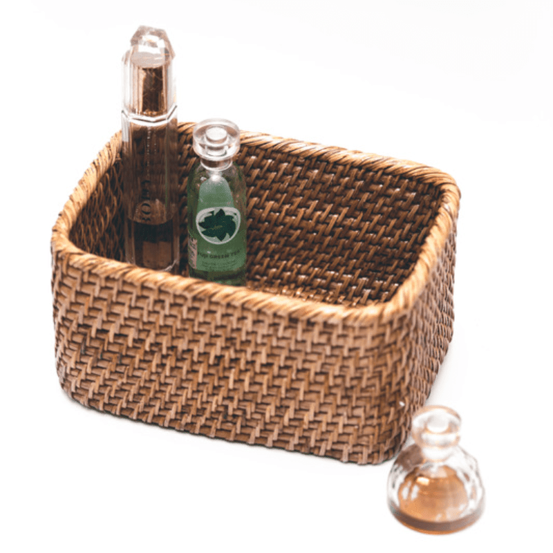 Basket w/ intricate Edges - Staple East