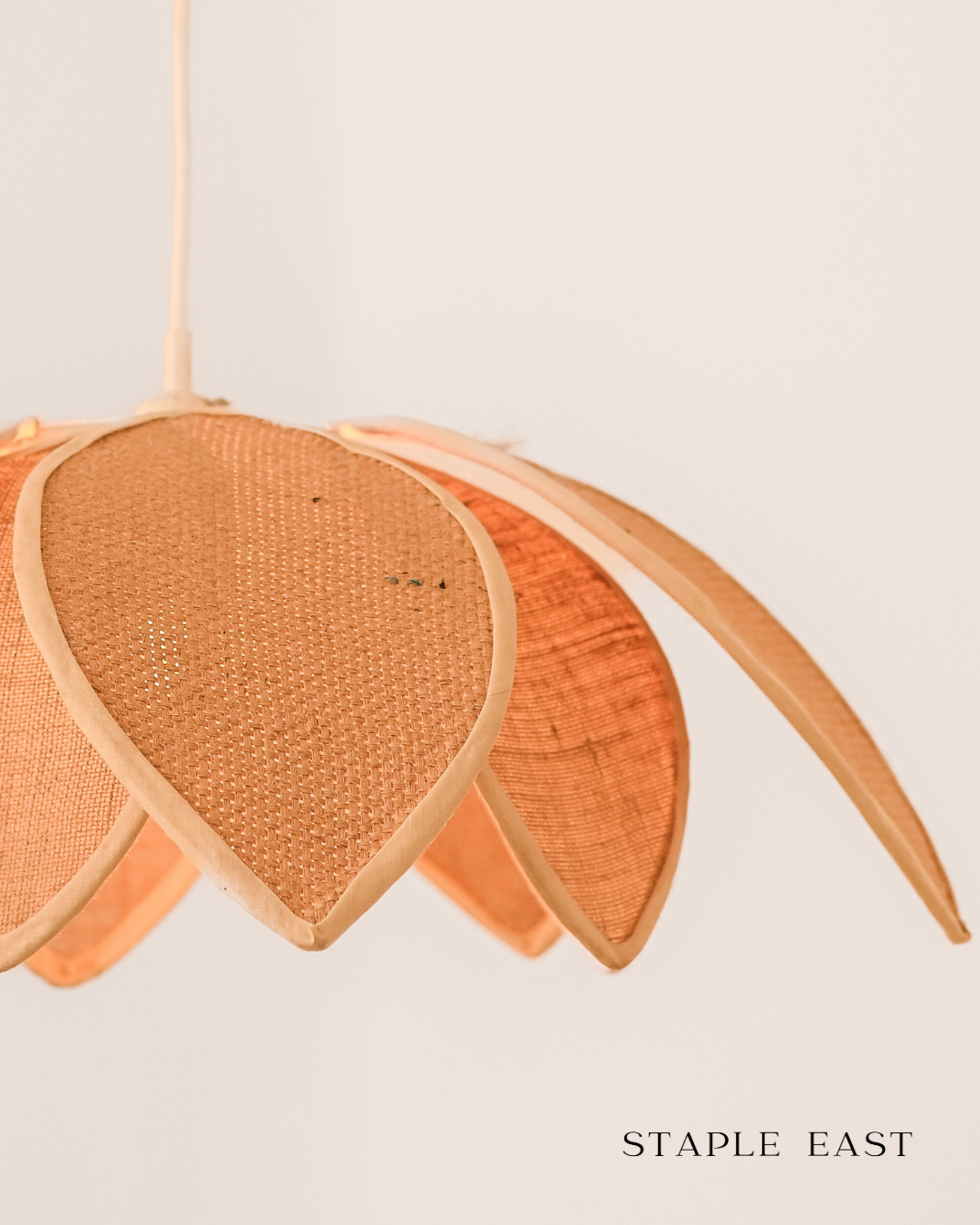 Woven Lotus Handwoven Ceiling Lamp | Traditional Pendant Light | Rattan Hanging lamp for Living Room